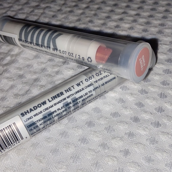 NEW! $26 MILK MAKEUP Eye Shadow Liner In Trust Fund Nude Peach/Pink - Picture 2 of 10